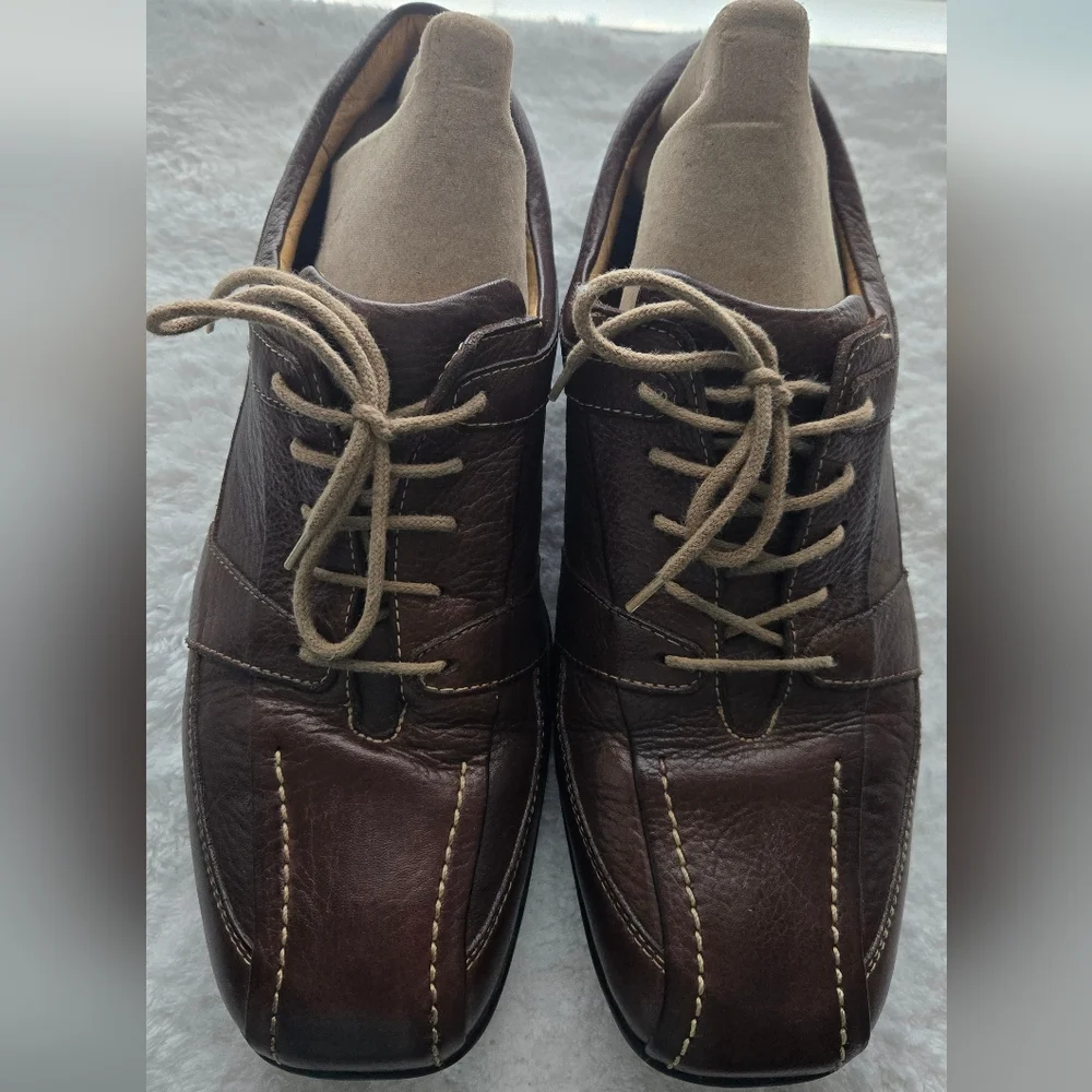 Clarks Rich Brown Leather Derbys
